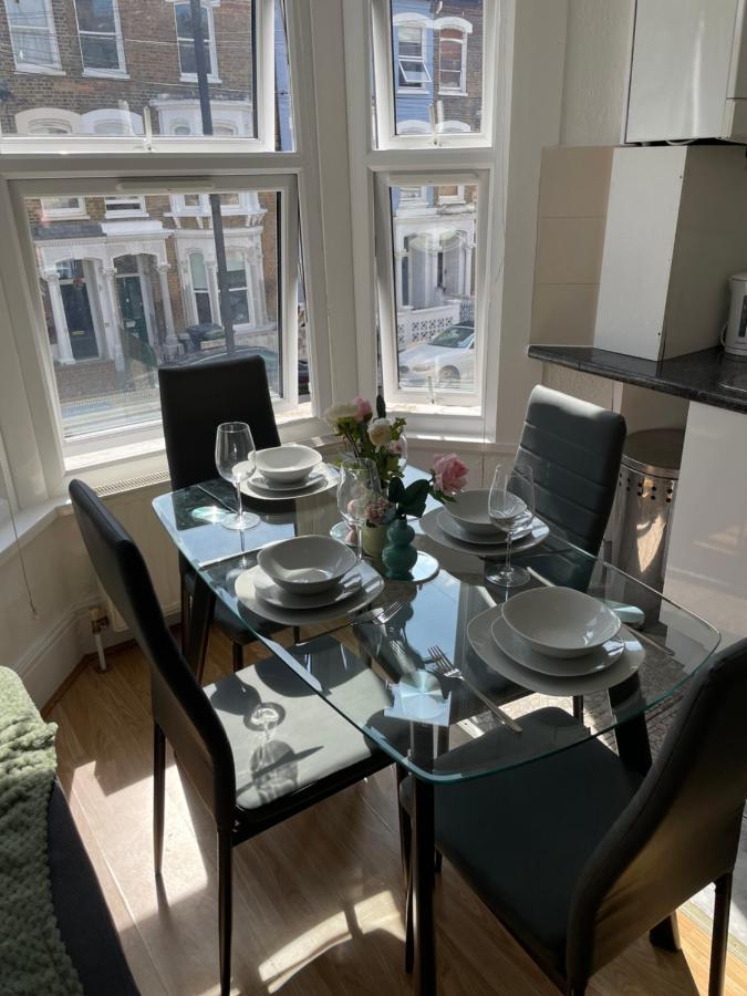 Large, Bright And Spacious 3 Bed Flat In Londres Exterior foto